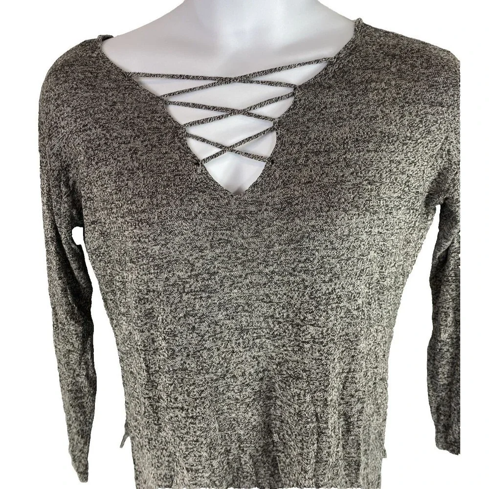 Altar'd State Women's Small Gray Long Sleeve Blouse Lightweight Straps Across